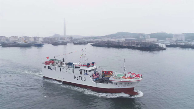 我國自主建造的首批兩艘大洋性玻璃鋼超低溫金槍魚延繩釣船隆興801和隆興802順利啟航，對于我國的玻璃鋼漁船產業(yè)化進程具有里程碑式的重要而深遠的意義。廣東博皓提供玻璃鋼船艇選材解決方案。