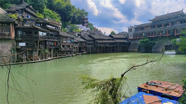 “湘”約鳳凰，相守未來——2022博皓快樂湖南行    -22