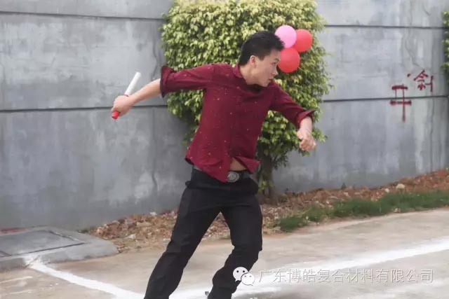 堅(jiān)韌不拔展雄風(fēng)，團(tuán)結(jié)協(xié)作顯氣魄--熱烈慶祝博皓首屆運(yùn)動(dòng)會(huì)隆重召開(kāi)